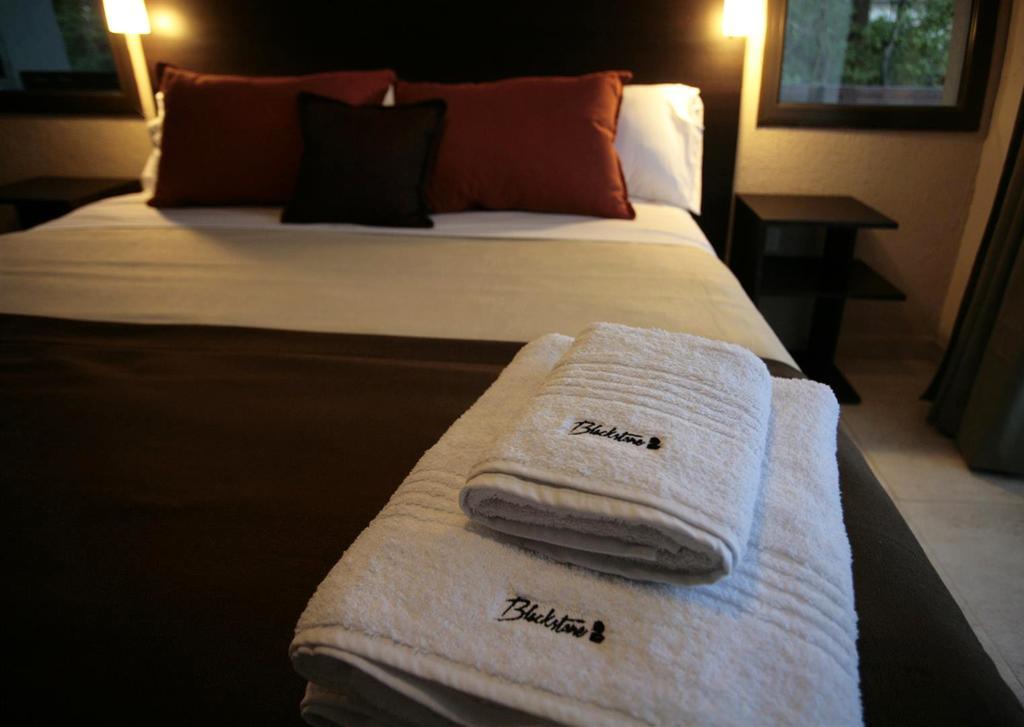 Blackstone Apart Boutique Hotel Villa General Belgrano Quarto foto